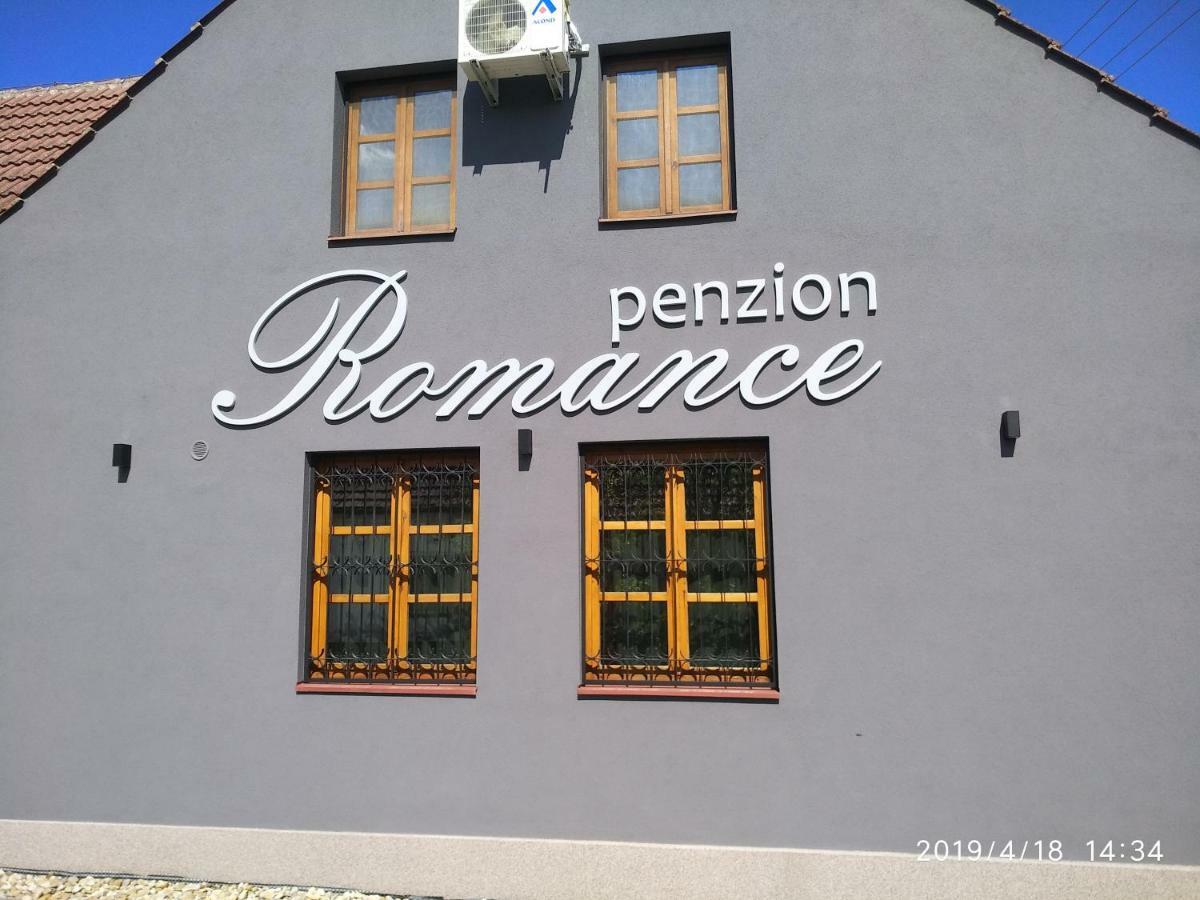 Penzion Romance Břeclav Dış mekan fotoğraf